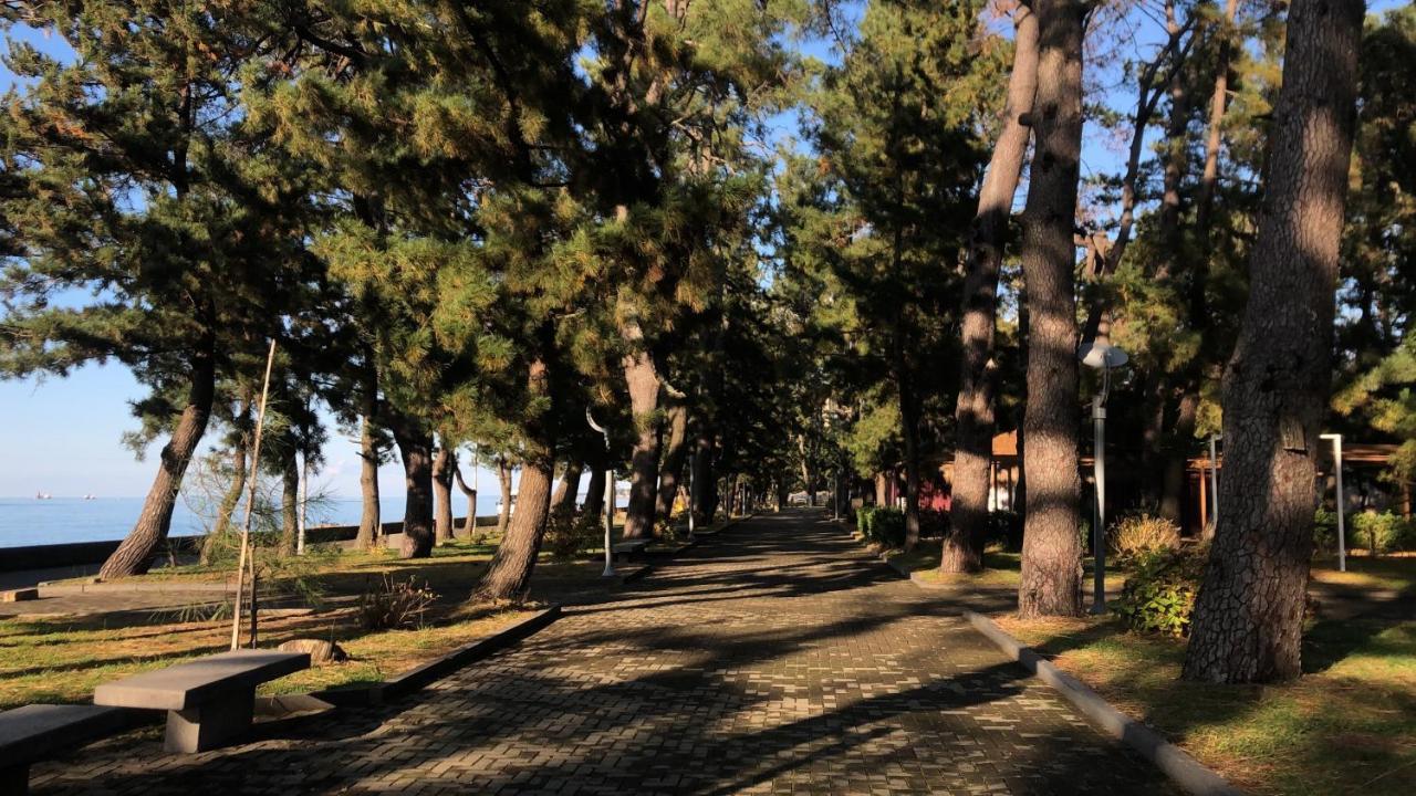 Hotel Palermo Kobuleti Esterno foto