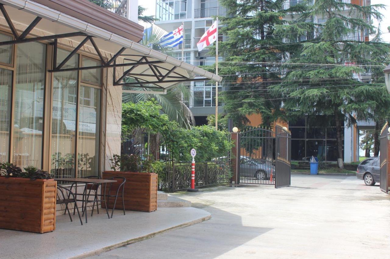 Hotel Palermo Kobuleti Esterno foto