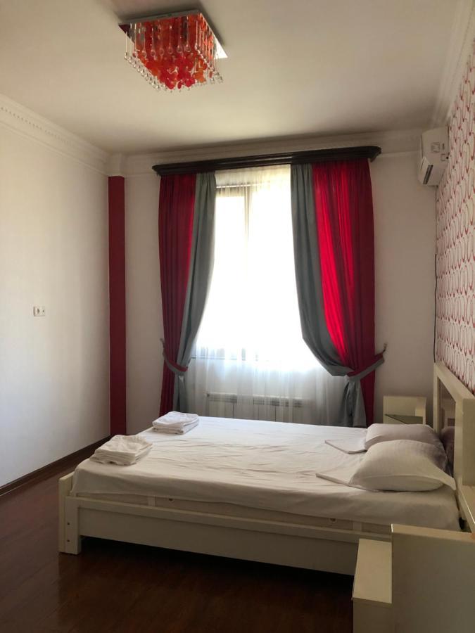 Hotel Palermo Kobuleti Esterno foto
