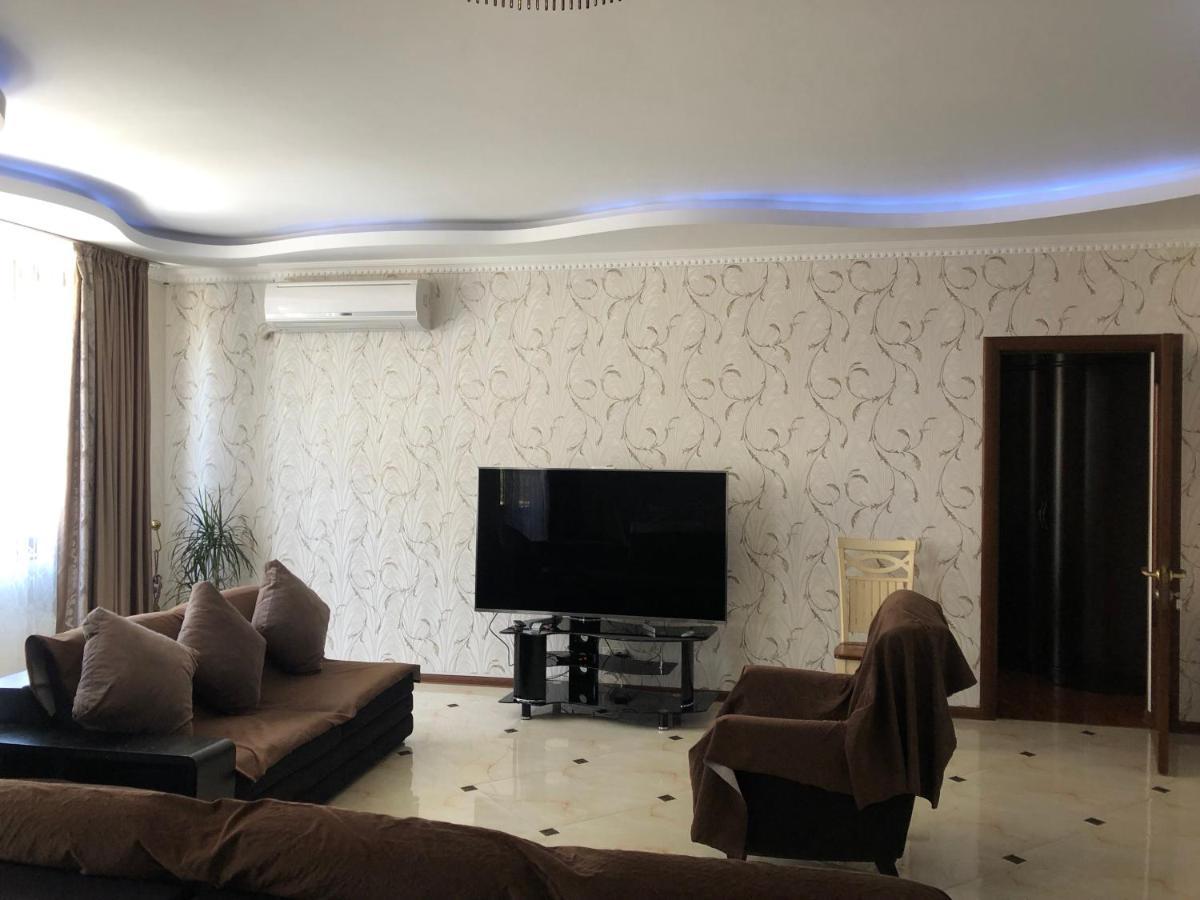 Hotel Palermo Kobuleti Esterno foto
