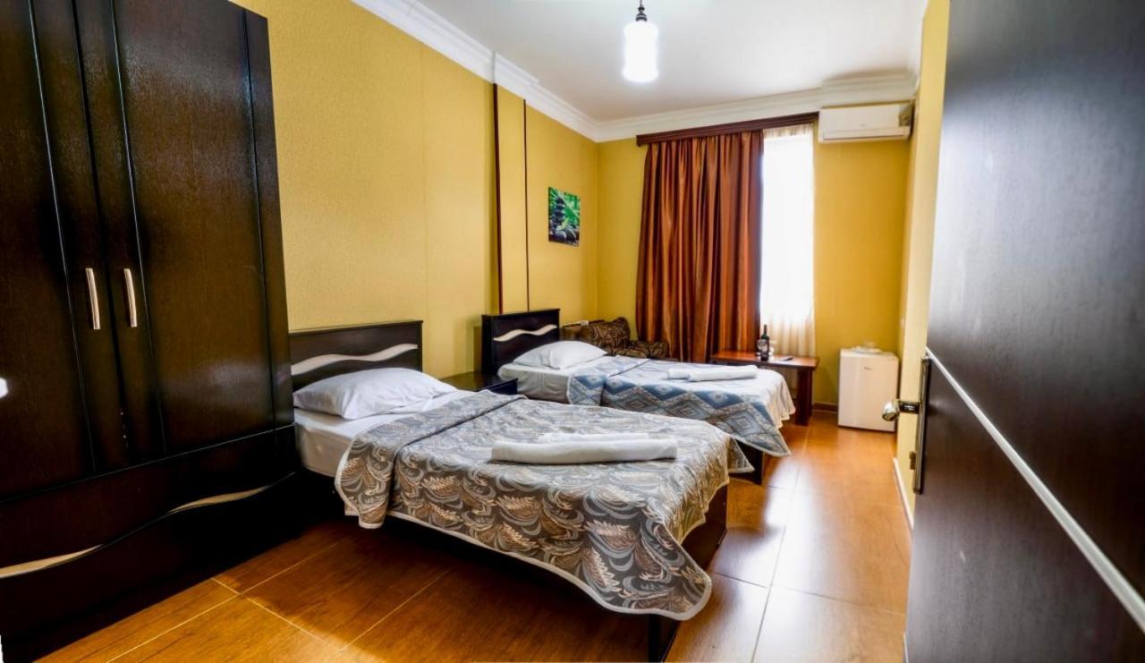 Hotel Palermo Kobuleti Esterno foto