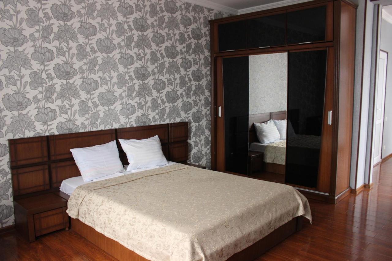 Hotel Palermo Kobuleti Esterno foto