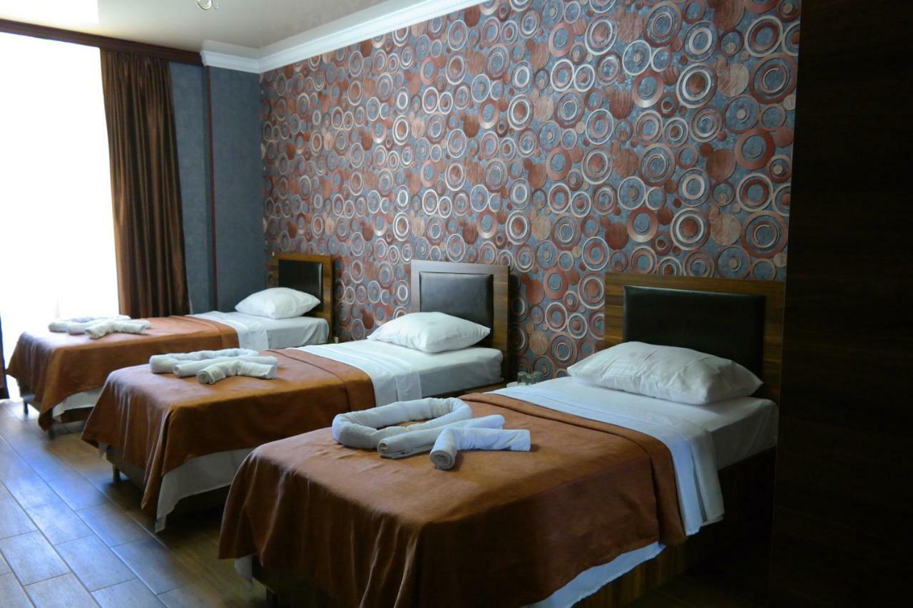 Hotel Palermo Kobuleti Esterno foto