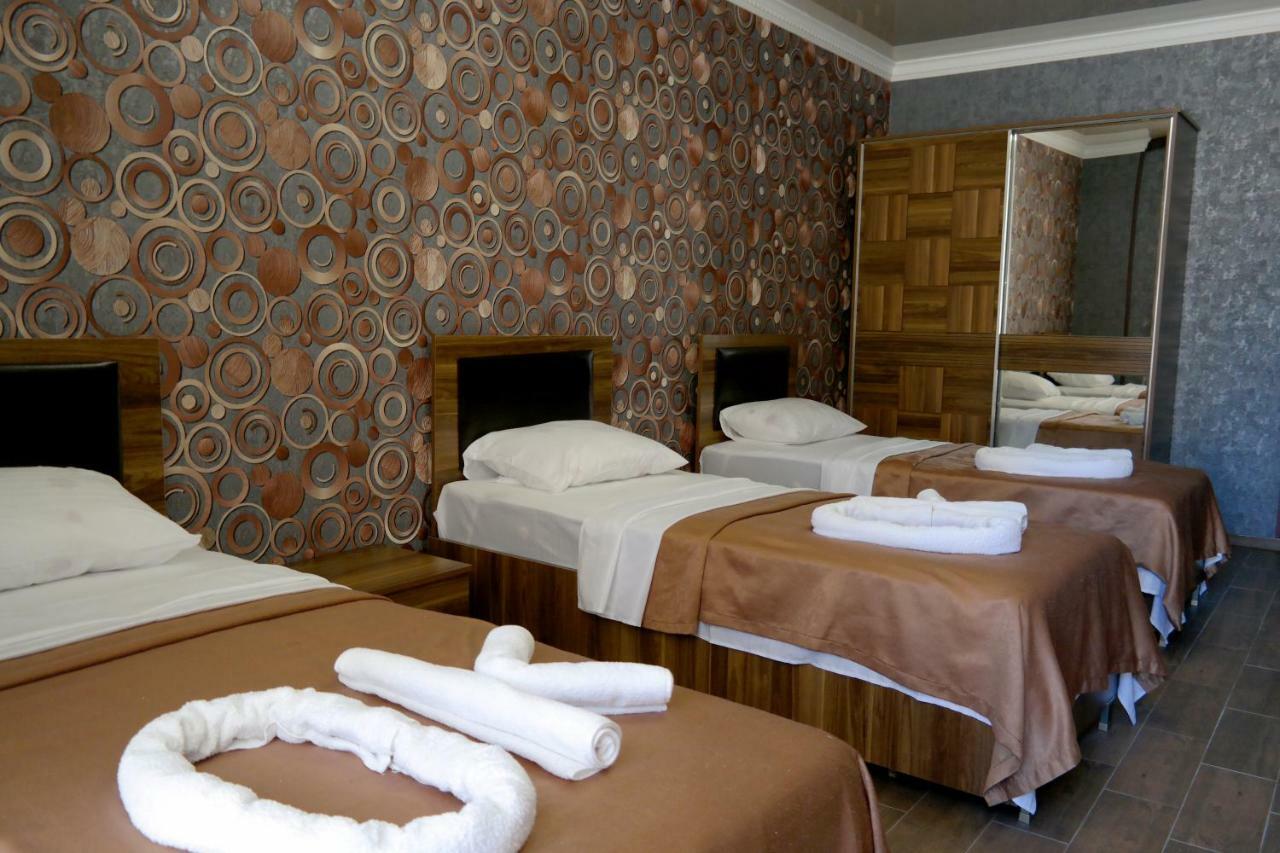 Hotel Palermo Kobuleti Esterno foto